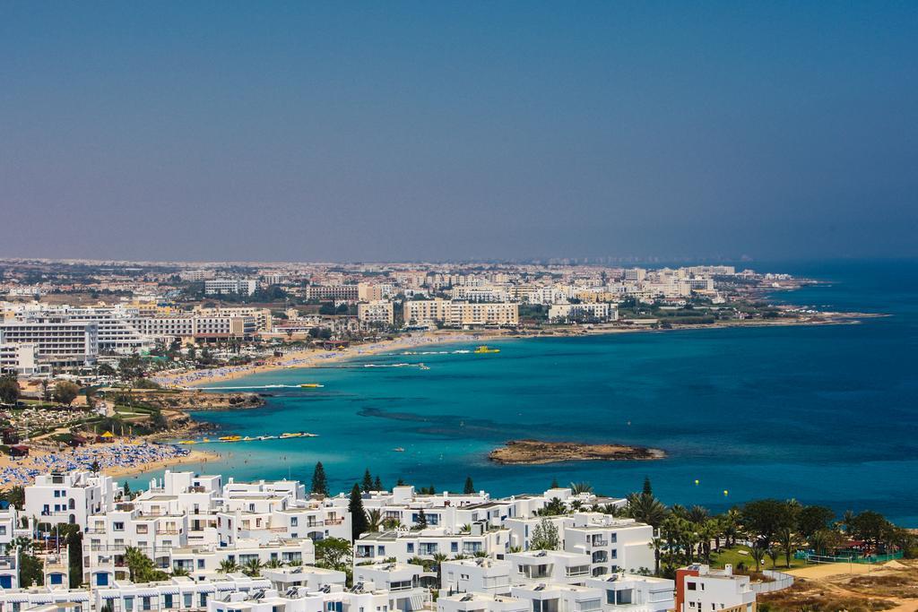 Pallini Court Protaras Bagian luar foto