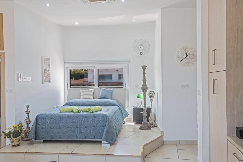 Pallini Court Protaras Bagian luar foto